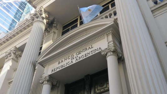 El Banco Central subió la tasa de los plazos fijos y de las Leliq