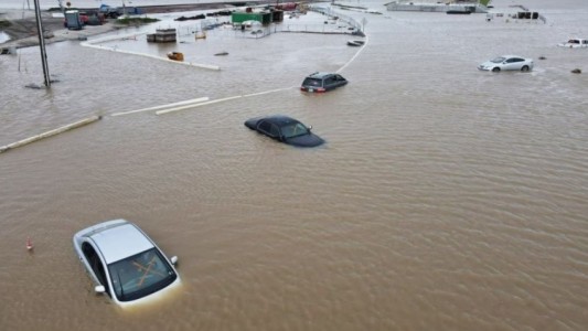 California otra vez castigada por inundaciones
