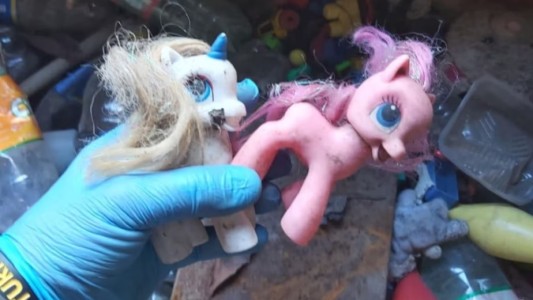 Abusaba de su hija, le sacaba fotos y las vendía online: rescataron a la menor en Tucumán