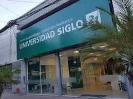 Dijo a sus alumnos que no hay “judíos pobres” y quedó a un paso del juicio oral por “alentar al odio”