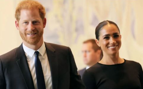 El príncipe Harry asistirá a la coronación de su padre sin su esposa Meghan y sus hijos