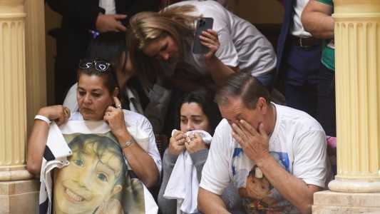 Con la familia Dupuy en el recinto, el Senado aprobó la "Ley Lucio"