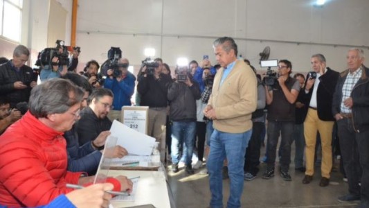 Elecciones 2023: Rolo Figueroa ganó en Neuquén y rompió 60 años de hegemonía del MPN