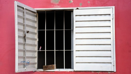 Asesinaron a un hombre de 86 años que vivía al lado de un búnker