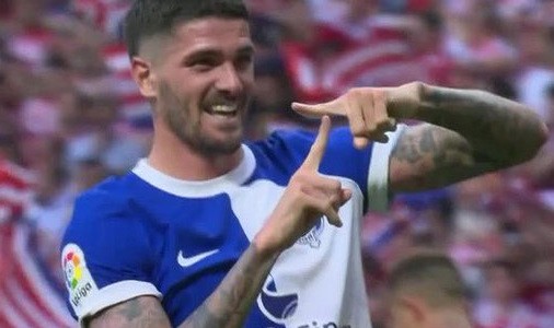 Romántica dedicatoria de De Paul a Tini tras romper la sequía y convertir un gol