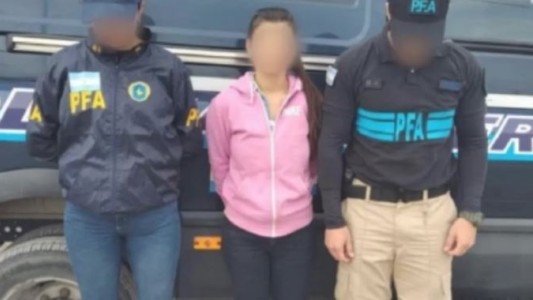 Una falsa médica investigada fue detenida cuando fue a pedir trabajo a un hospital público