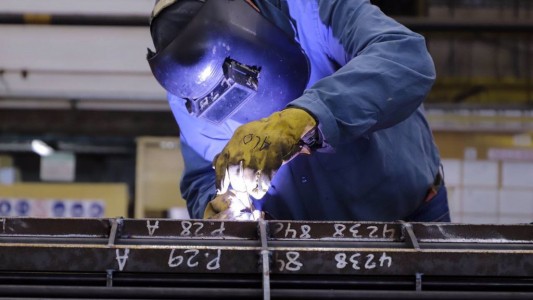 La inflación se acelera y los gremios presionan para reabrir paritarias