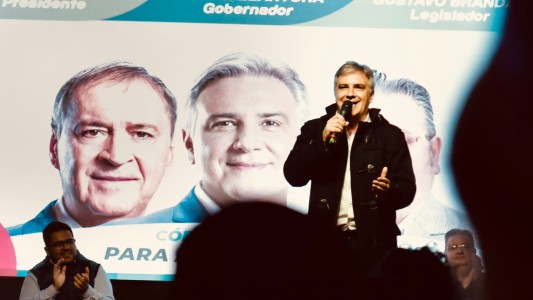Martín Llaryora acompañó a los candidatos a intendente de Colonia Caroya, Jesús María y Sinsacate