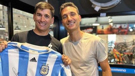 Scaloni de visita en Córdoba: reuniones con amigos y paseos en bicicleta por las sierras