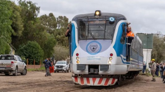 El tren de las sierras llegó a Capilla del Monte y se espera un servicio regular