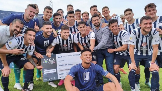 Talleres eliminó a Chacarita y avanza en Copa Argentina