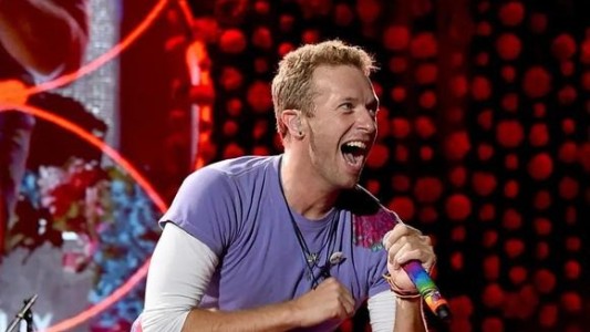 Chris Martin notó que un lo grababa en la calle y tuvo una inesperada reacción