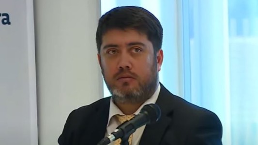 Destituyen al juez Francisco Flores y será sometido a juicio por violencia de género