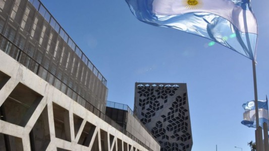 El Gobierno de la Provincia adelantará fondos de la coparticipación a municipios y comunas