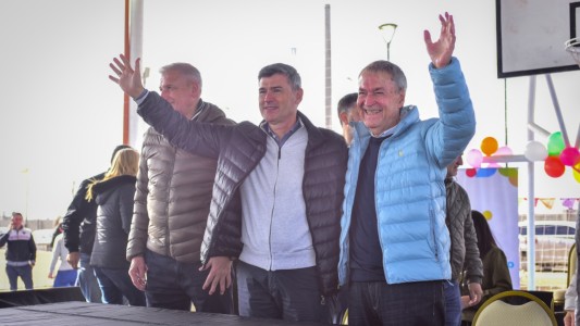 Schiaretti y Passerini inauguraron un polideportivo social y se refirieron a las elecciones a intendente