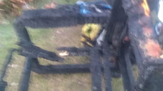 Se encuentra en grave estado un joven de 24 años al que se le incendió su casa