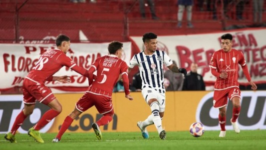 Talleres ganó en el final y le puso suspenso a la definición del título