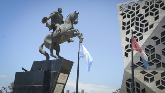 La Provincia busca ampliar la cautelar para comprar dólares y saldar deudas