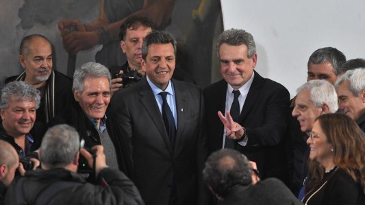 Massa ante la CGT: "Nunca me van a ver metido abajo de la mesa, siempre poniendo la cara"