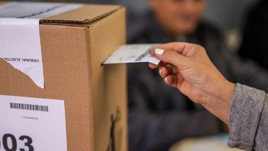 Comenzaron los comicios en Córdoba para elegir intendente