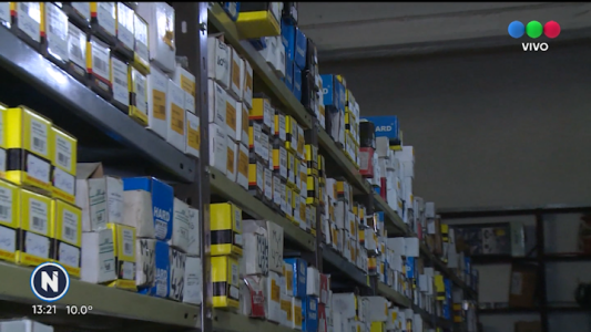 Más impuestos al dólar para importaciones