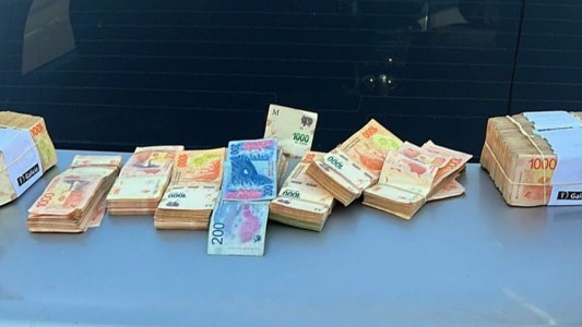 Incautan casi 3 millones de pesos tras una larga persecución en Córdoba