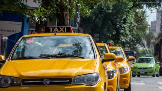 Choferes de taxis y remises deberán capacitarse en la Ley Micaela
