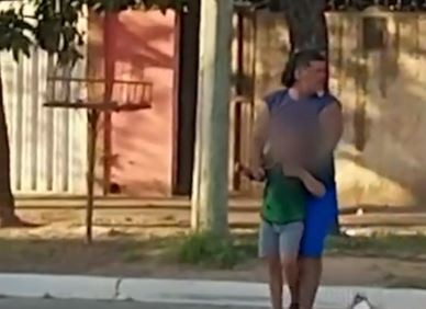 Tomó de rehén a su hijo, le apuntó con un arma a la cabeza y terminó detenido en Chaco