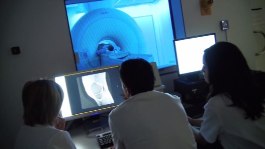 Éxodo de médicos mendocinos a Chile