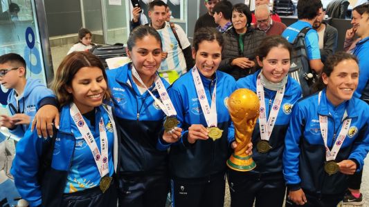Murciélagas campeonas en casa