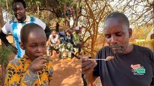 Video: le dio de probar dulce de leche a guías africanos y estallaron las redes
