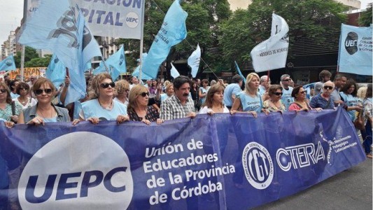 UEPC rechazó la oferta salarial y convocó un paro para el 30 de agosto