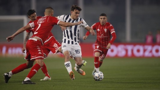 Talleres venció 2-1 a Huracán en Córdoba