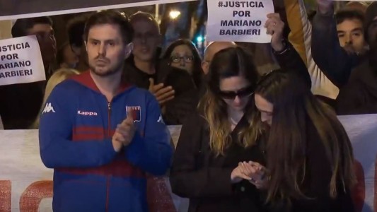 Lágrimas, bronca y dolor en la despedida del ingeniero asesinado en Palermo