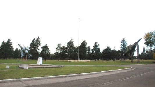 Cinco heridos durante una explosión en la Base de la Fuerza Aérea