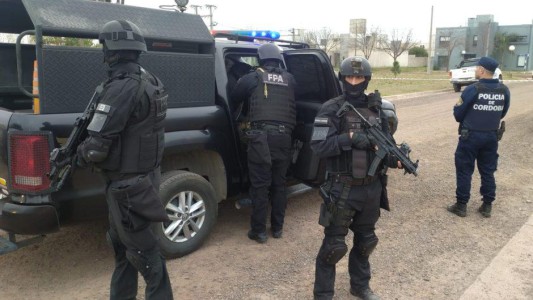 Con las manos en la masa: detuvieron a un hombre que realizaba delivery de drogas en General Deheza