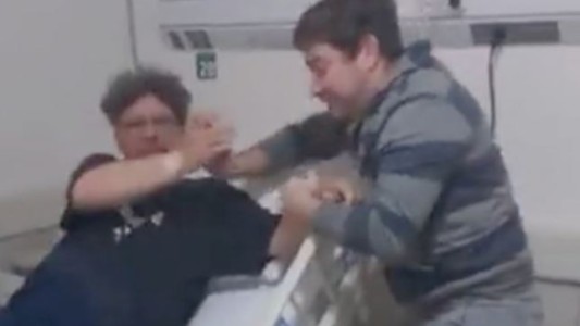 Video: internaron a su actual y su ex en la misma habitación y por el mismo cuadro