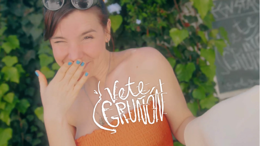 Hoy en Vete Gruñón aprenderemos a hacer una tarta llena de color