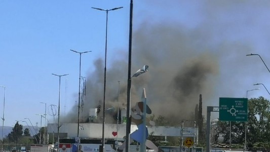 Se incendió el local de la ex Soppelsa ubicado en el barrio Cerro de Las Rosas