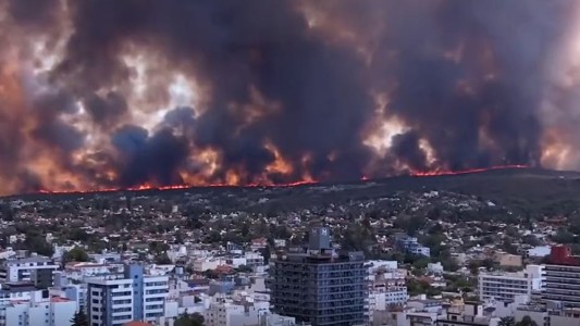 Impactantes videos: desesperación en Villa Carlos Paz por el avance de los incendios