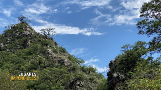 Hoy en Lugares Imperdibles 👉 descubrimos la solitaria Capilla del Pintos 😍