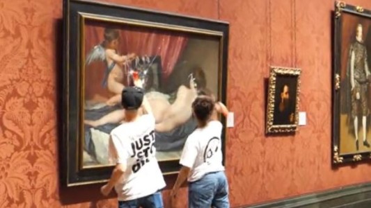 Atacaron a martillazos a "La Venus del espejo" de Velázquez en la National Gallery de Londres