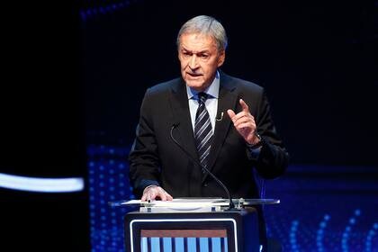 Juan Schiaretti felicitó a Javier Milei