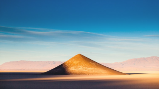 El paisaje en Argentina que se parece a una pirámide egipcia