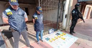 Durante allanamientos en Córdoba  cayó el "Clan Tejeda" con más de 8 kilos de cocaína