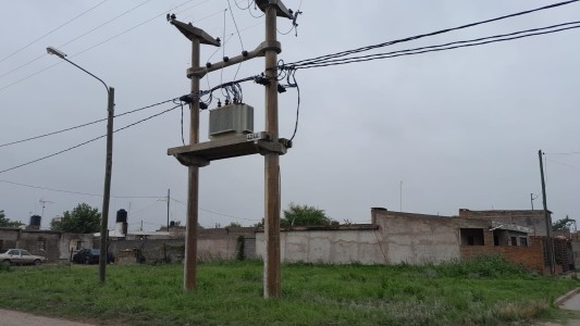 Persiste el apagón en parte de la capital cordobesa y en el interior provincial