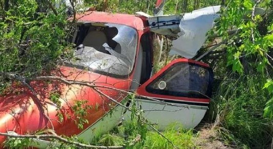 Milagro en Villa Rumipal: cayó una avioneta pero sus ocupantes resultaron ilesos