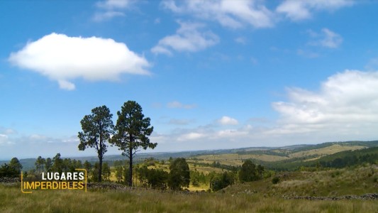 LUGARES IMPERDIBLES:  Una Aldea Mágica  En Las Tierras Altas de Calamuchita