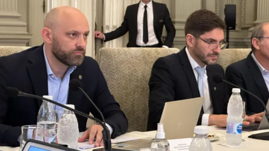 "Santa Fe votó un cambio pero no más impuestos o más retenciones"