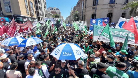 Córdoba, múltiples gremios realizan el paro en rechazo a las políticas del gobierno